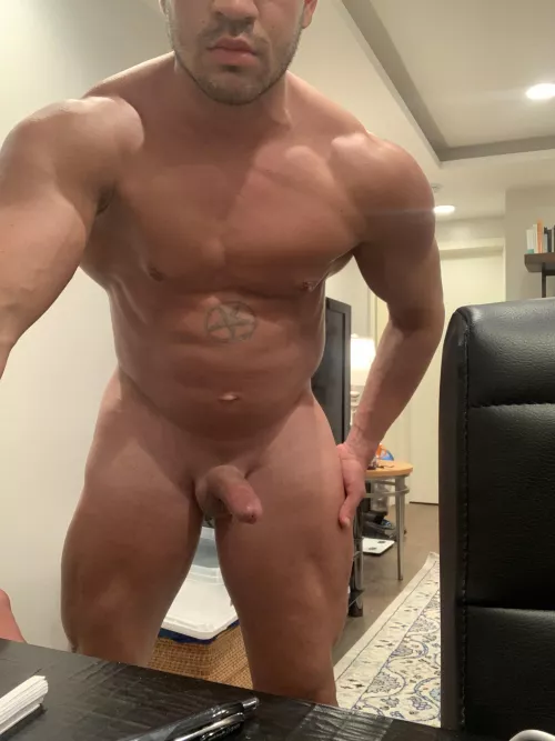 Too horny, can’t concentrate