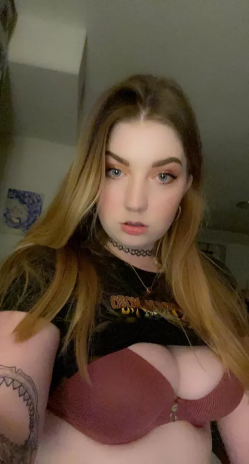 Top 7% of onlyfans 💕 daily posts, custom videos and request, interactive live streams and more. 50% off1 6 spots left!! That’s only $3 for the month ❤️