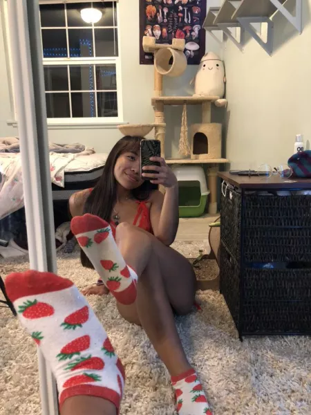 Trust me, they don’t smell like strawberries 😋