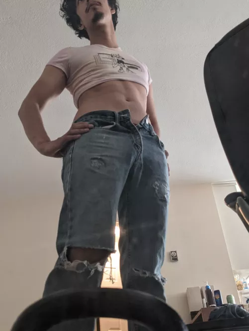 Trying to bring back crop tops. Thoughts? Trying to bring back crop tops. Thoughts?