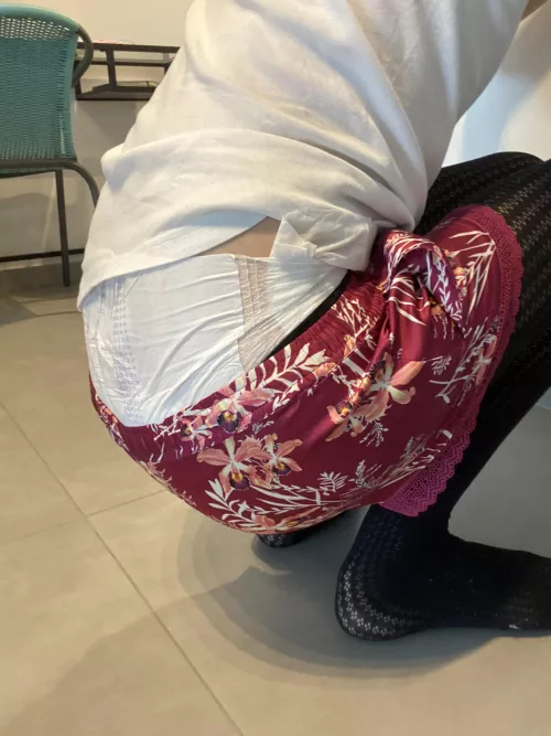 Uh oh do you think she’s making a surprise for me in her diaper ?