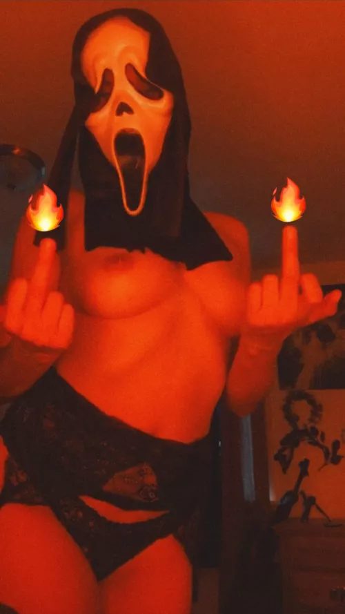 Uncensored today-Happy Halloween🎃👻