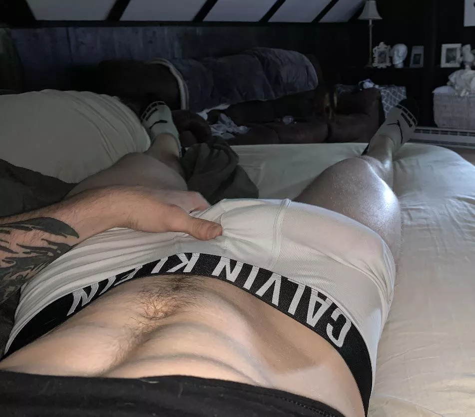 Underwear isn’t the best way to cover a bulge , what do you think
