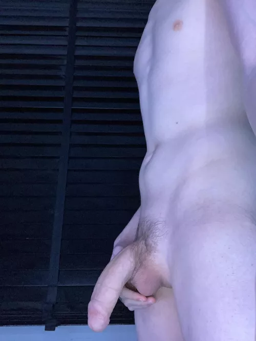 Upvote if you like my twink, just-18 body😲🤭