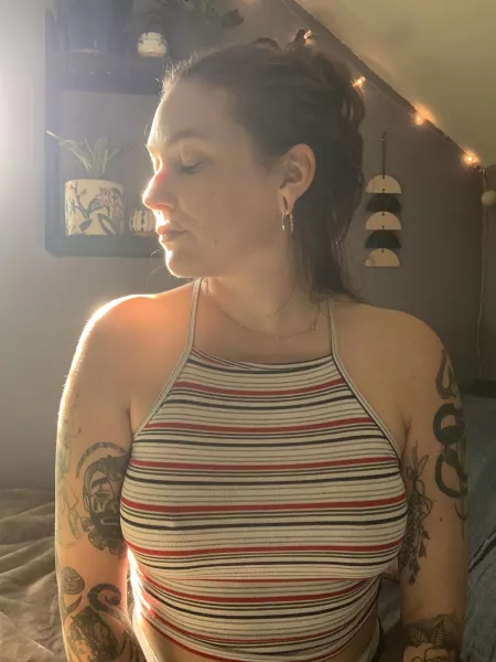 Usually I post tits and ass, but sometimes the mystery is even sexier, no? Usually I post tits and ass, but sometimes the mystery is even sexier, no?