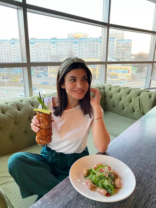 Waiting weekends! Waiting weekends!