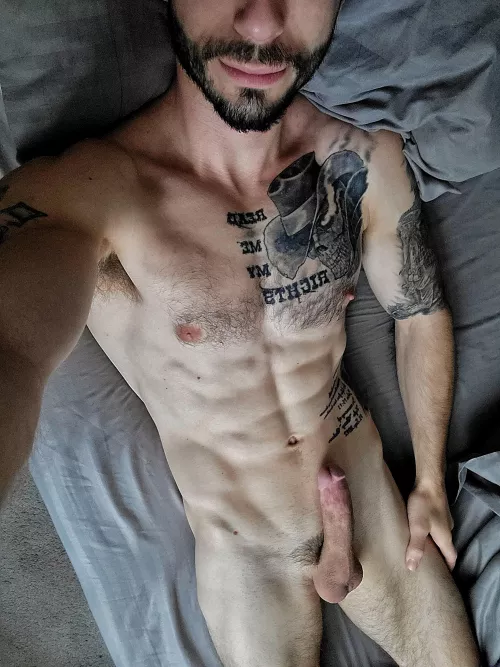 Wanna just stay in bed all day today? I'm down for it. 😉