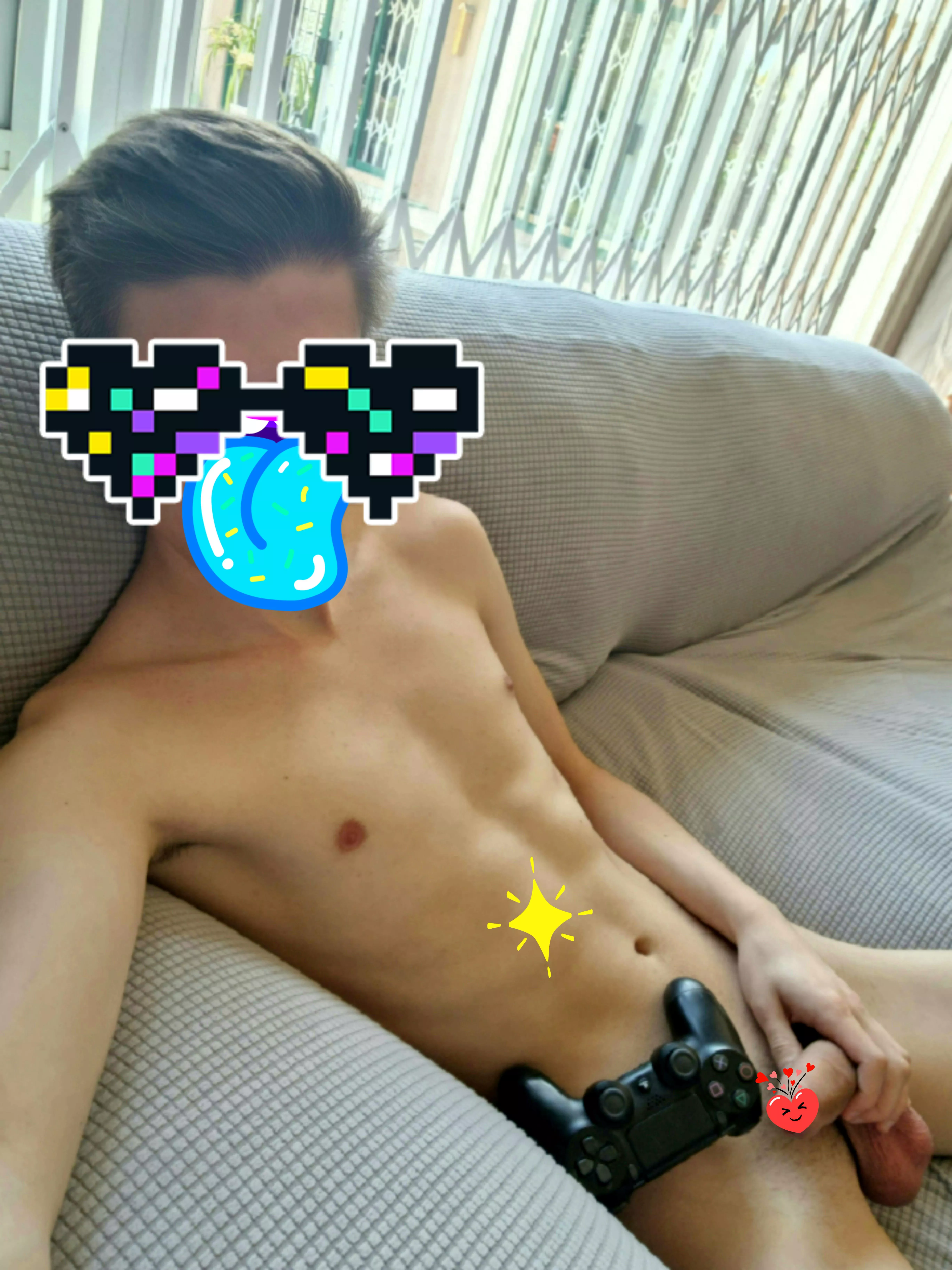 Wanna play? 🎮😋