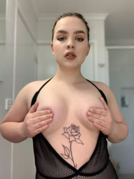 Want me to move my hands? 🙈😈