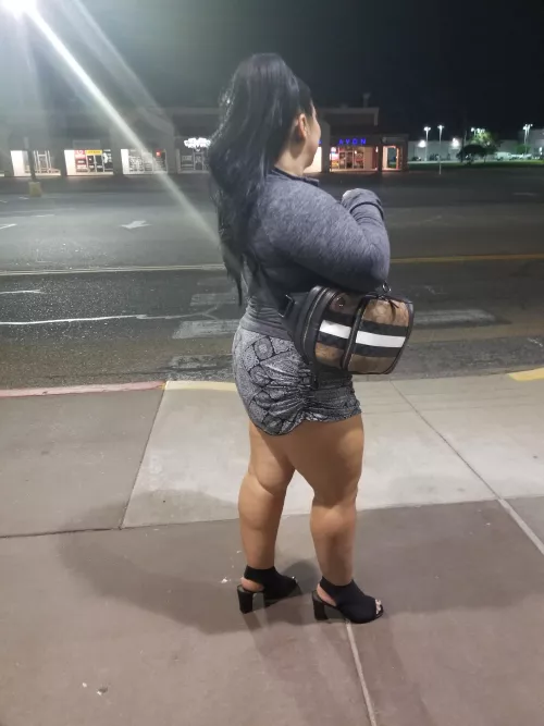 Want someone to pound my wife out