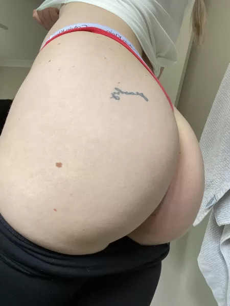 Was red a good choice? [f] 24