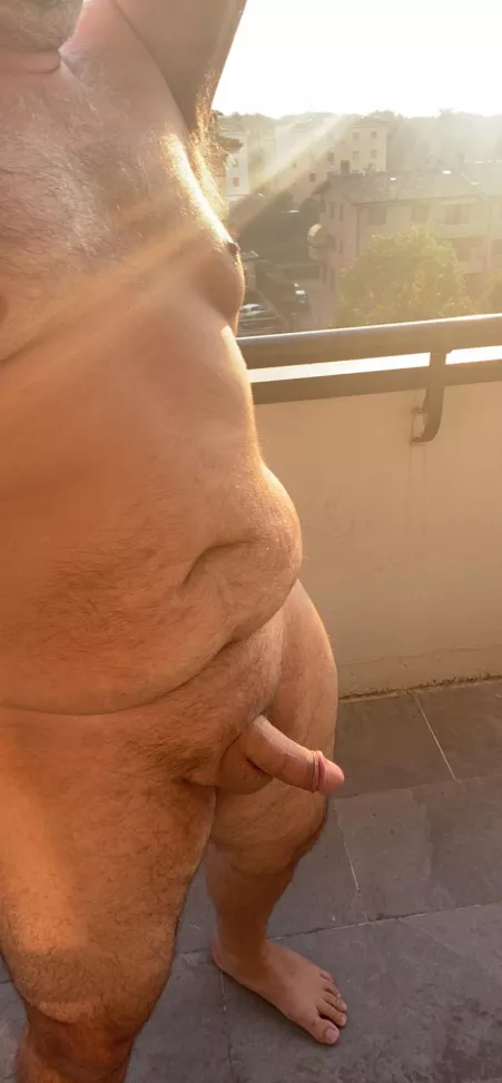 We could have some fun on this balcony.