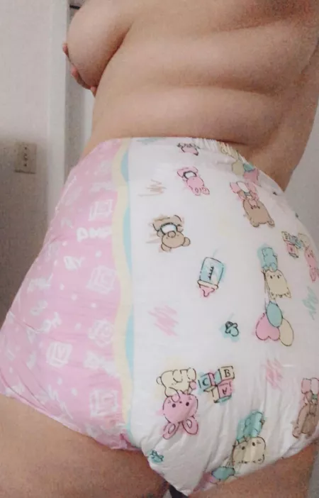 well, cover me in honey butter cause dis baby has rolls for days🥺🙈🍯🧈