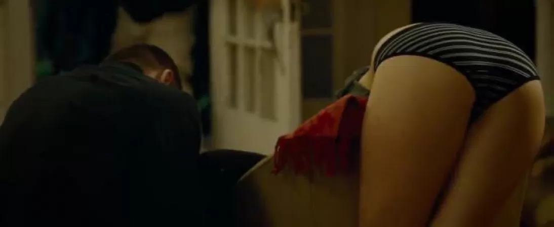 What would you do to Elizabeth Olsen’s butt here? 🙈