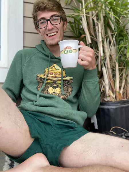 What’s better... morning coffee or morning wood? 🍆😈