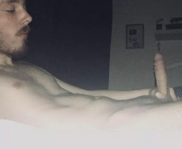 What’s your first move when you wake up next to me?