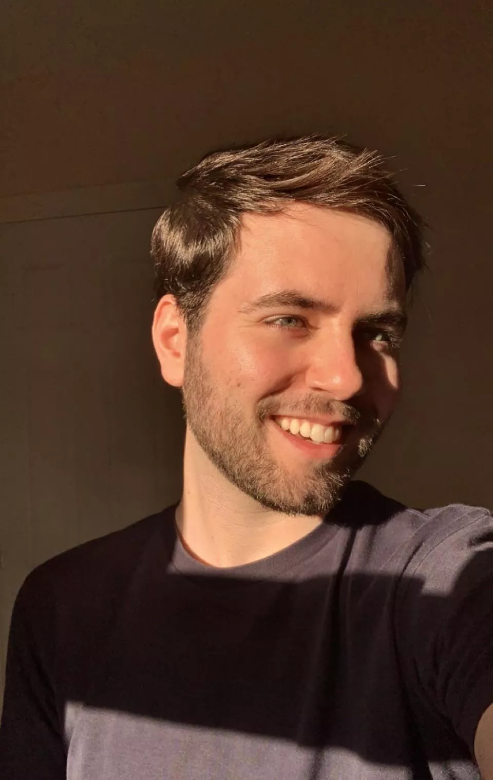when you get 5 mins of sun in the UK ☀️ happy Saturday all!