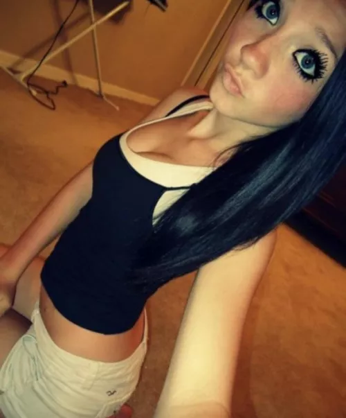 Where does daddy like to cum? 💕