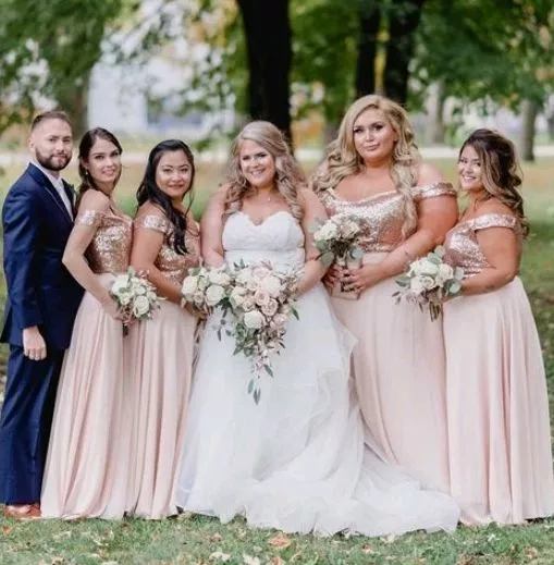 Which bridesmaid is your favourite? 😂😂😍🍰