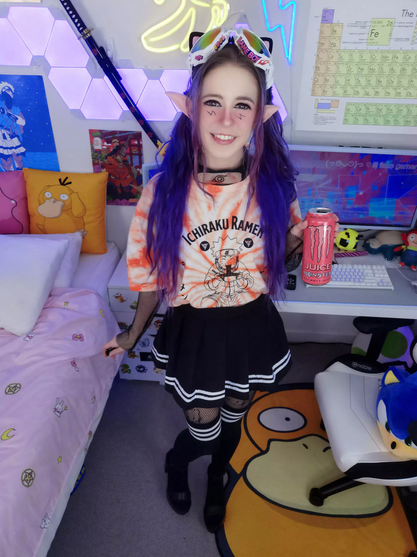 which is better arm or leg fishnets? 🤤❤️