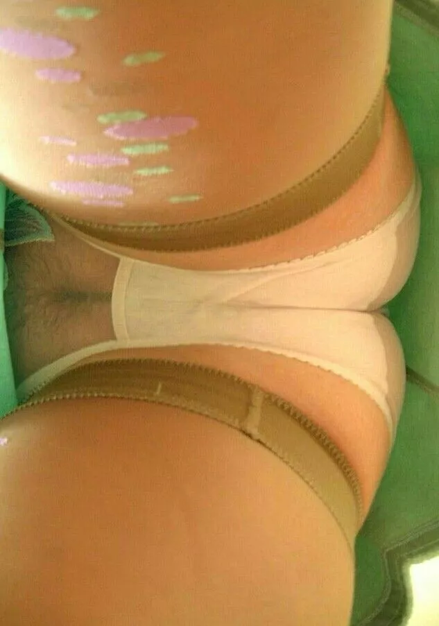 White cotton gusset