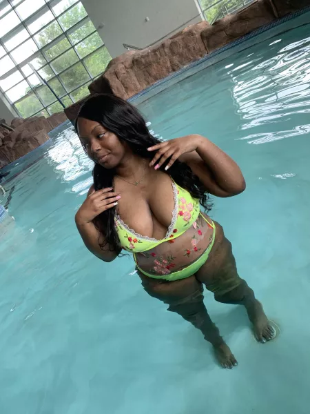 White mans whore 🤍