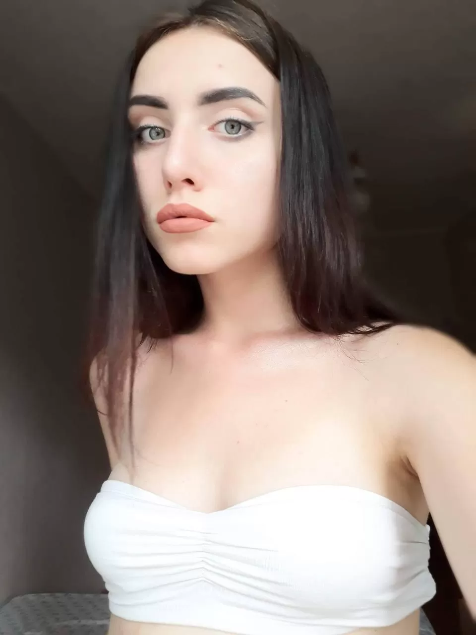 white woman 🥰
