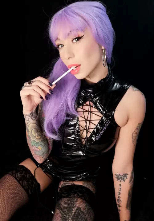 Who else love's all Whites?