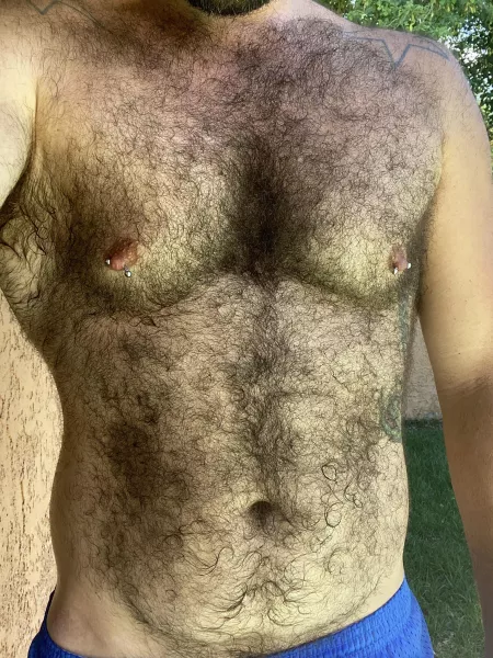 Who likes some sweaty fur? 🐻
