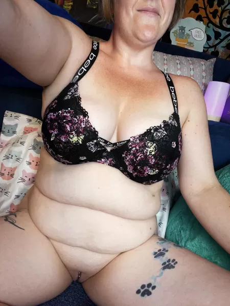 Who needs panties anyway 😝