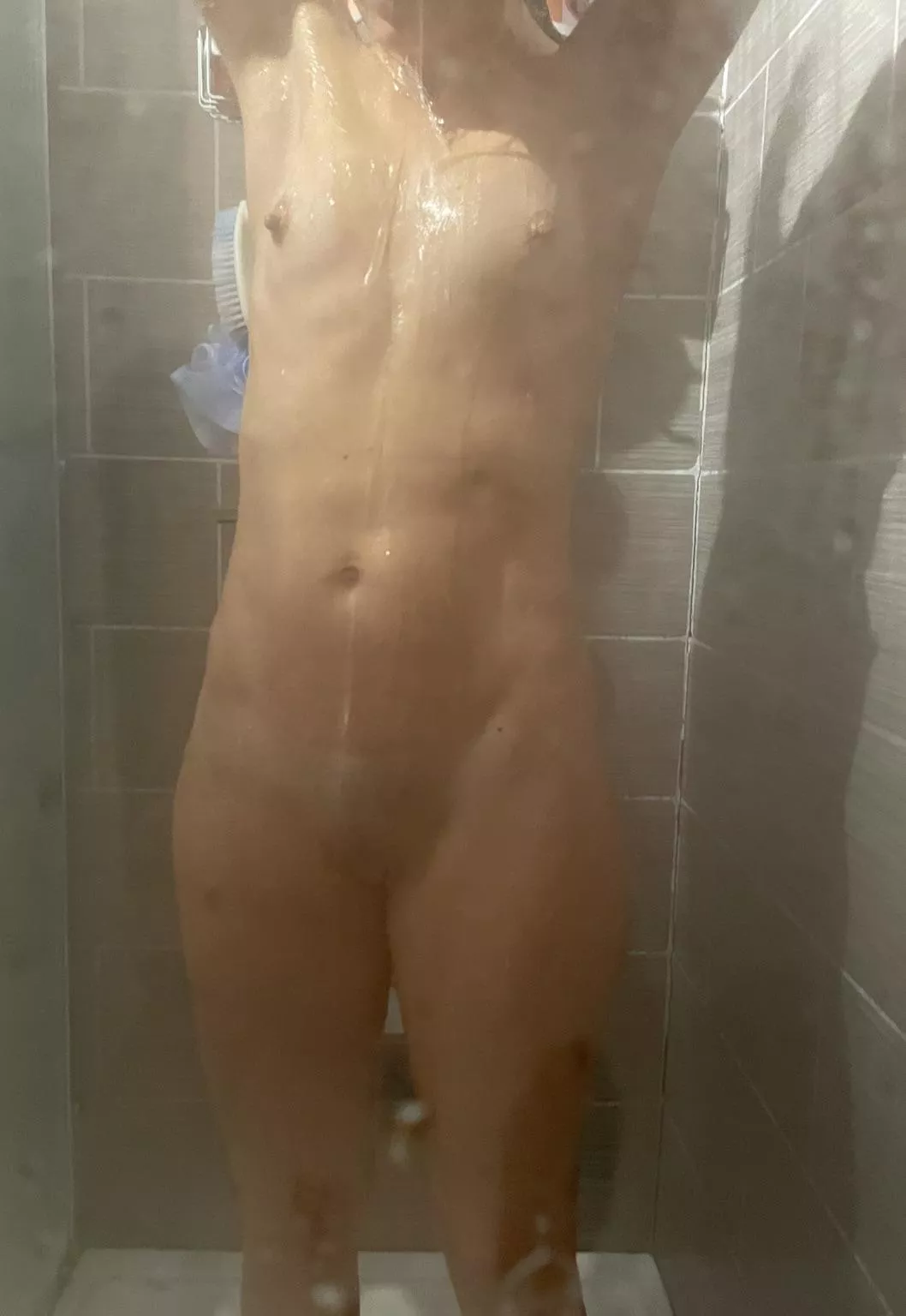 Who want to wash by back 💞