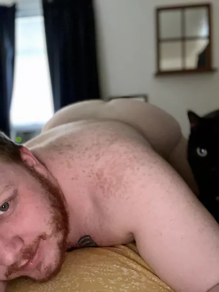 Why you should close the door before taking nudes for Reddit 🤣 Why you should close the door before taking nudes for Reddit 🤣