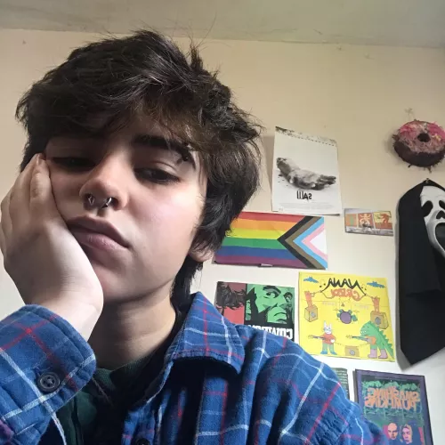 wish my hair was longer /; wish my hair was longer /;