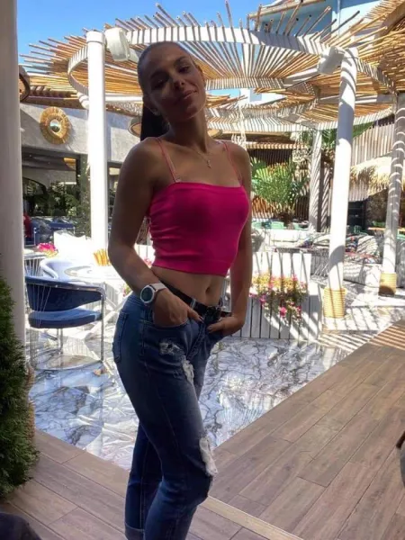 With a boyfriend, but still naughty 💋