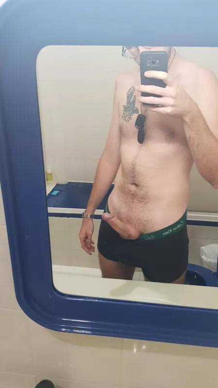 woke up like this 😅 need a hand