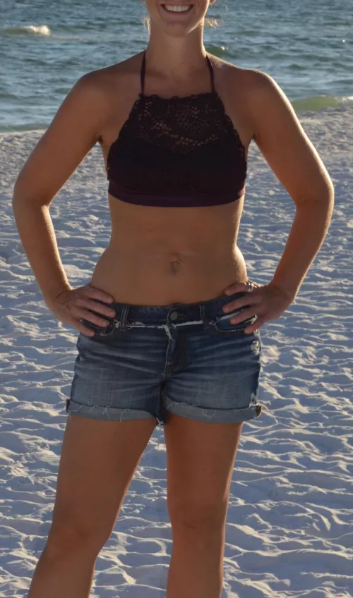 Won’t get any hits because fully clothed. Here’s to end of summer. Hope it was great for y’all 😃