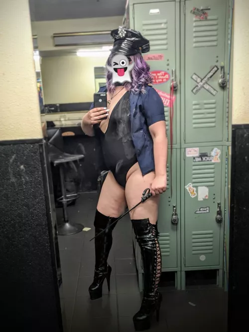 Work selfie! My stage name is Sarah Jane, and here is my impression of Amy Pond. Happy belated Halloween! 🎃🎃🎃