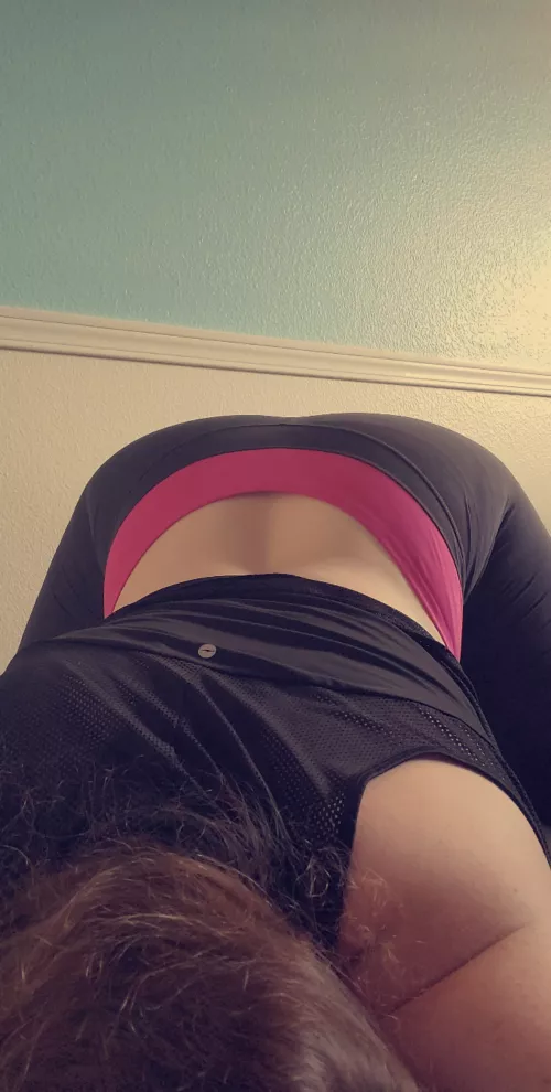 Workout time if you want to help me stretch...link below Workout time if you want to help me stretch...link below