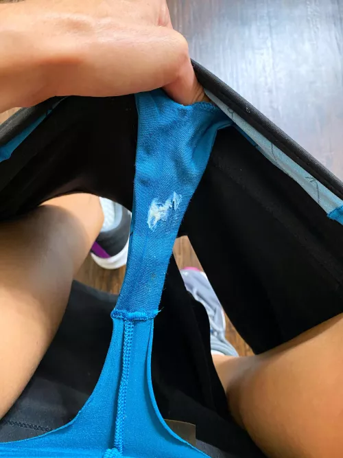 Workouts can do wonders for panties... 😜💦