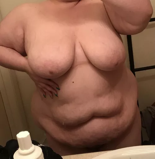 Would you fuck a fat slut like me? 💕