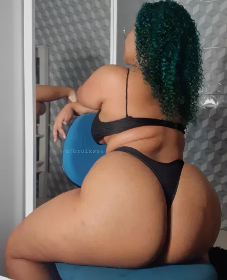 Would you fuck a thick brazilian girl? Would you fuck a thick brazilian girl?