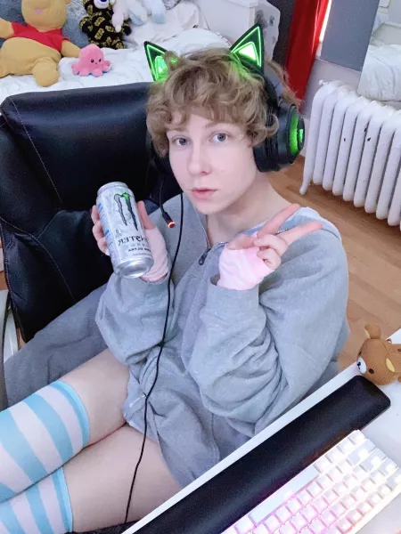 would you watch me stream?