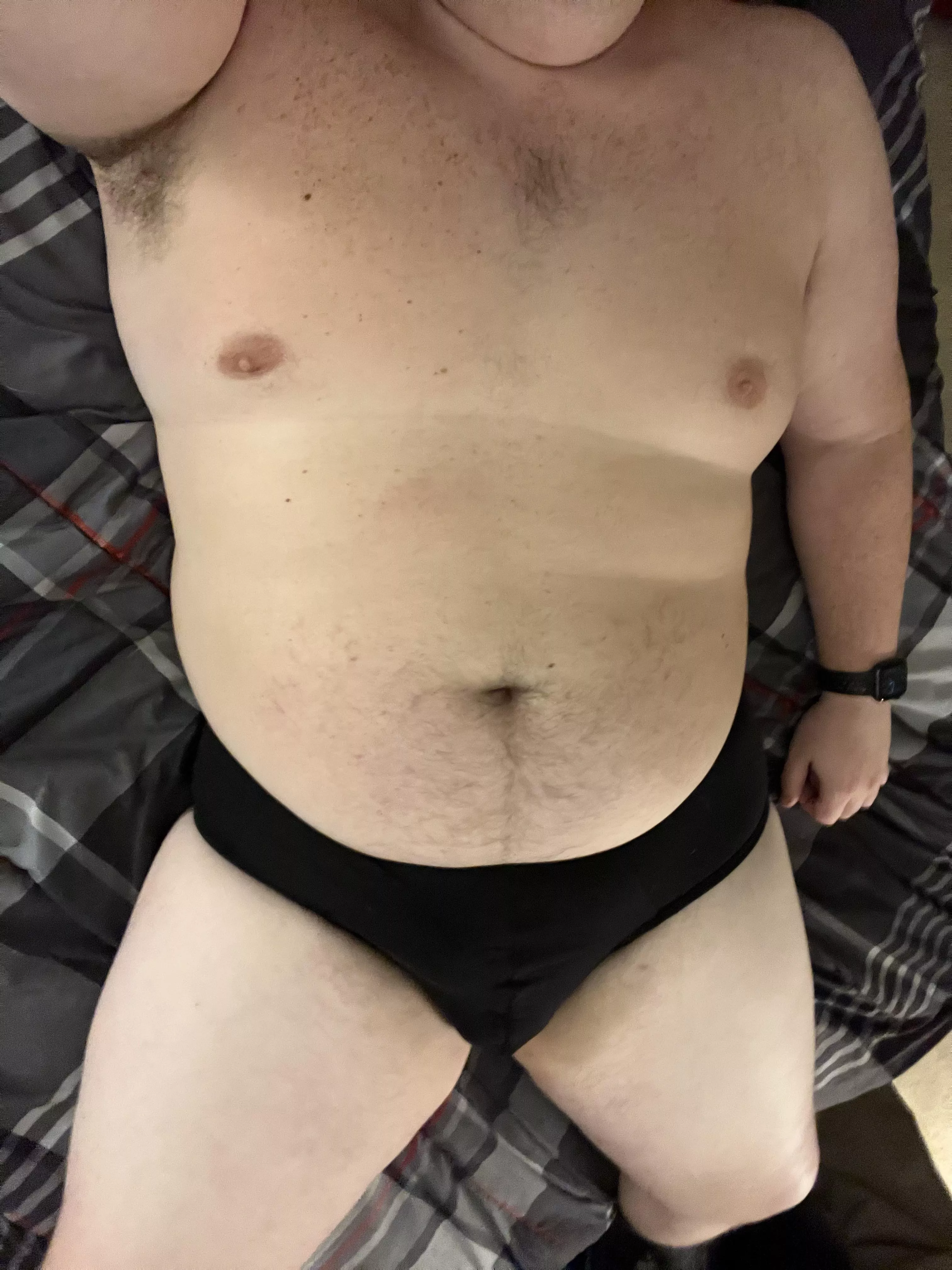 Y’all like boys with bellies?