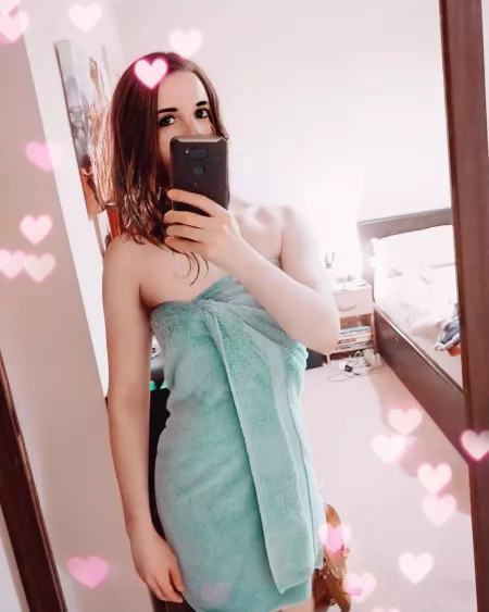 You caught me just getting out of the shower...oops! 🚿😏