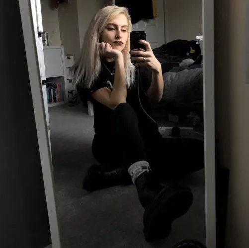 You know I’ve got a major fetish for milking big cocks! Either with my hands or feet I love it my obsession knows no bounds! Thought this was the right place to express this! I’m sure some of you relate