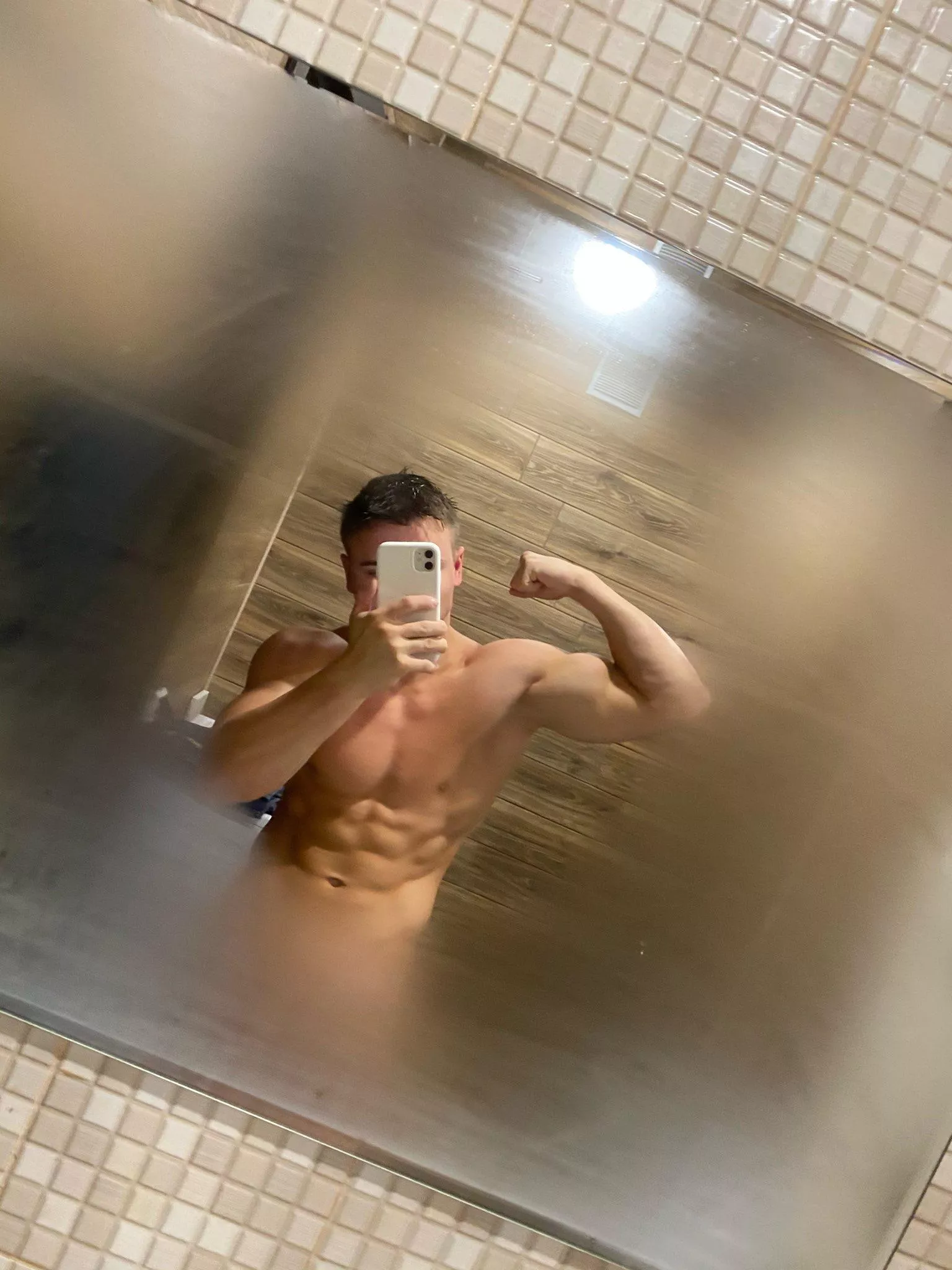 You like my jock biceps? 😘