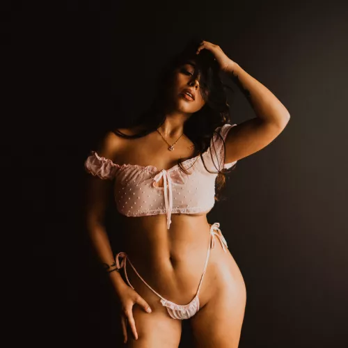 Your dream girl Your dream girl