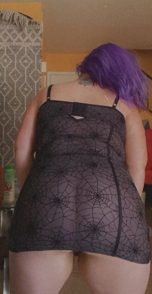 Your personal face hugger 😝